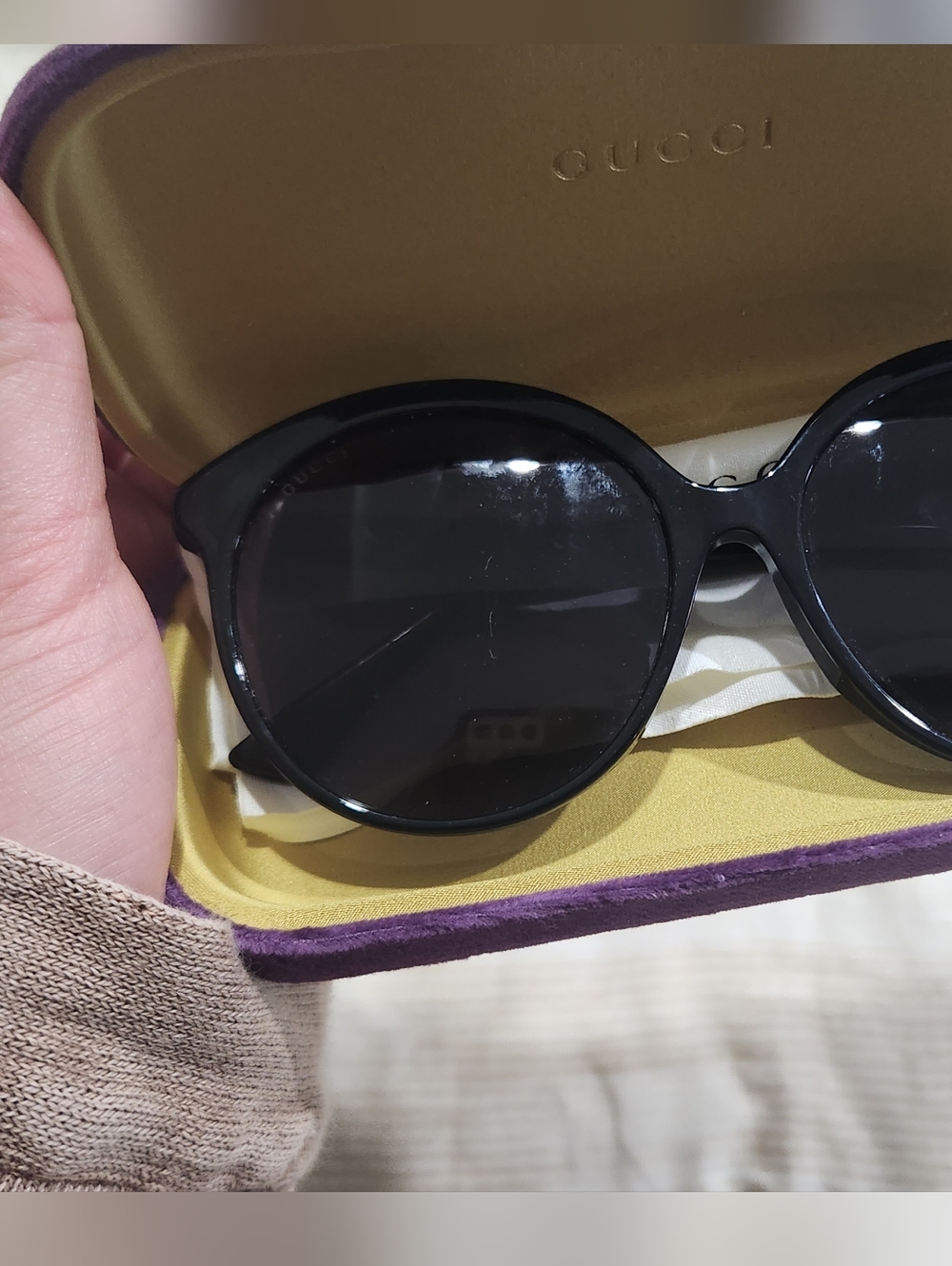 Gucci Sunglasses With Clean Clothe And CASE - Picture 3 of 6
